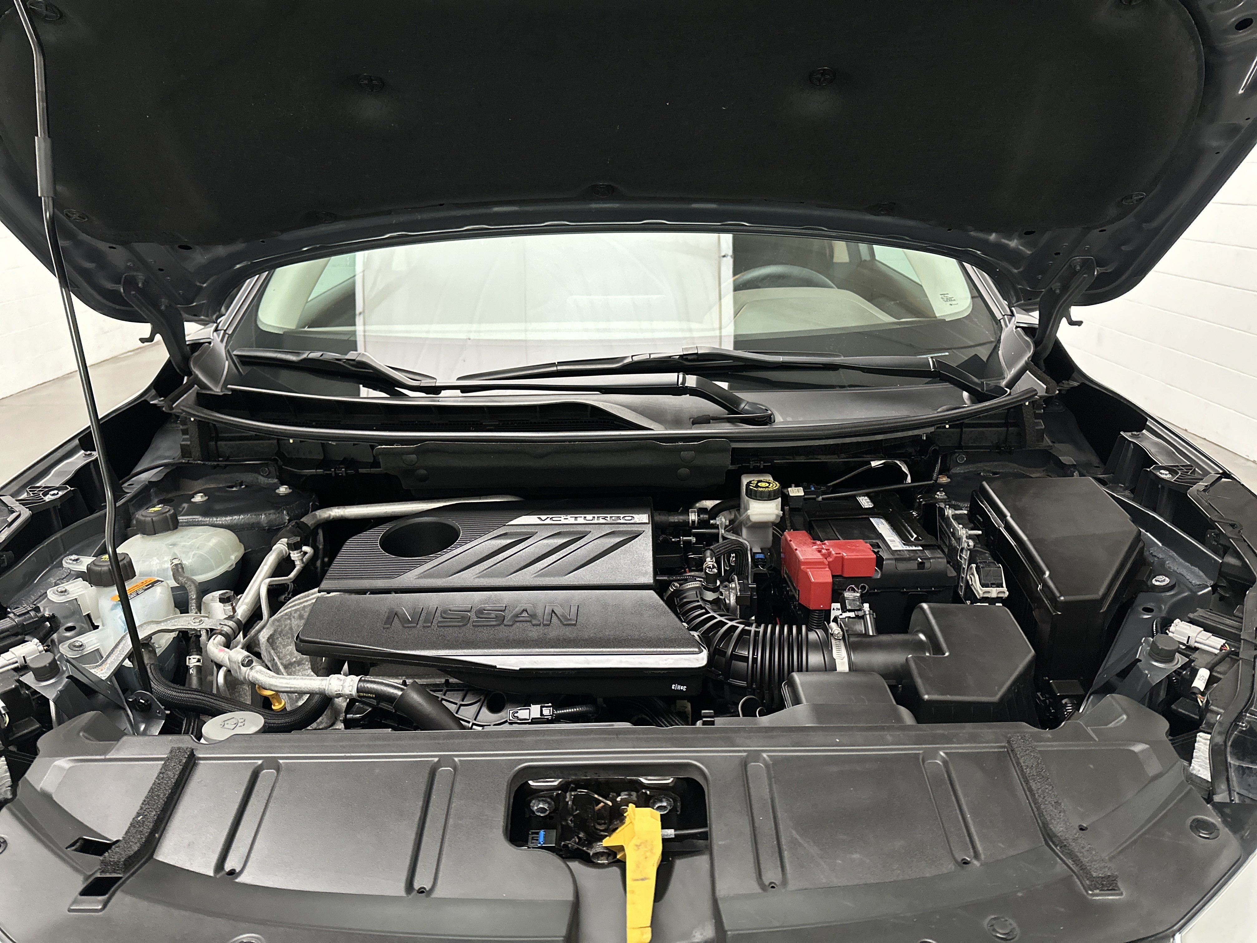 Used 2023 Nissan Rogue S AWD/4WD image 38