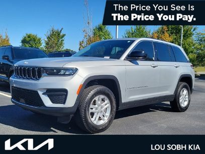 Used 2025 Jeep Grand Cherokee Laredo