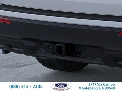 New 2026 Ford Explorer Active RWD image 24