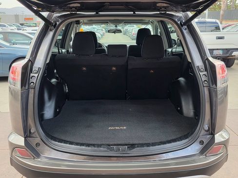 Used 2016 Toyota RAV4 XLE FWD image 19