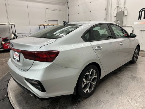 Used 2019 Kia Forte LXS image 14