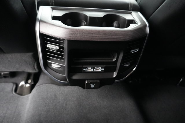 Used 2025 RAM 2500 Laramie w/ Night Edition AWD/4WD image 19