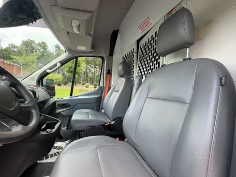 Used 2019 Ford Transit 150 148 Medium Roof RWD image 10