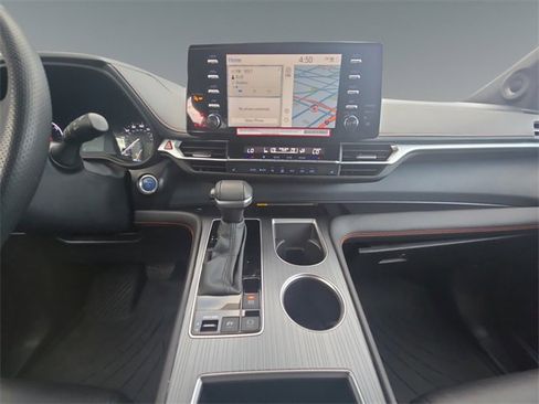 Used 2024 Toyota Sienna XSE w/ XSE Plus Package image 15