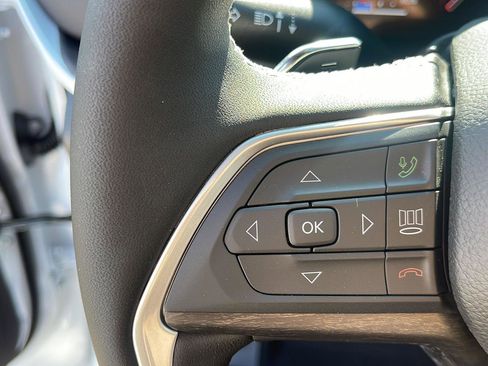 New 2026 Jeep Grand Cherokee Altitude AWD/4WD image 15