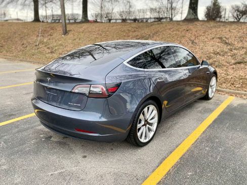 Used 2020 Tesla Model 3 Long Range image 3