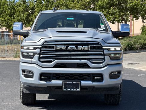 New 2026 RAM 2500 Laramie AWD/4WD image 8