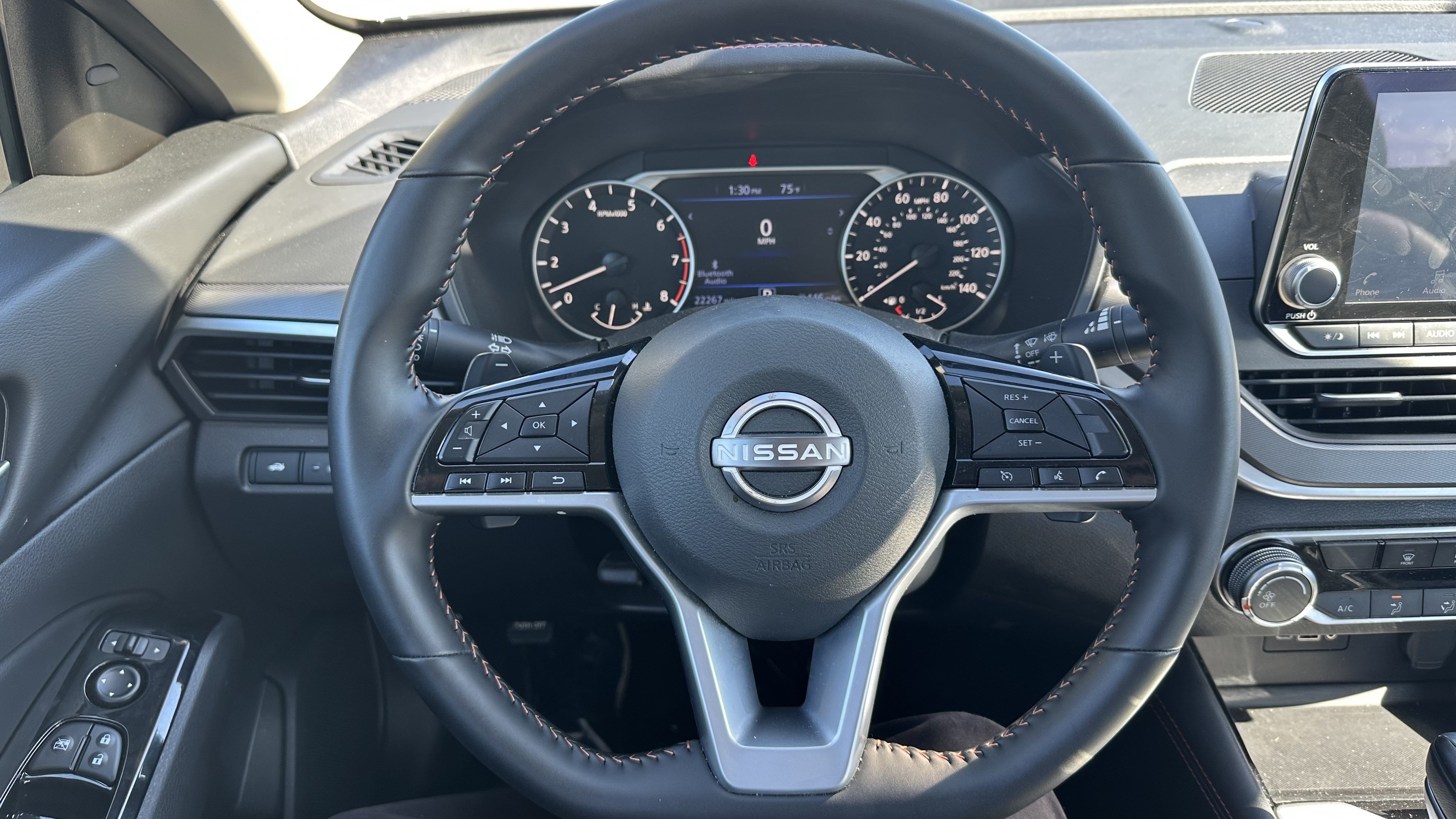 Used 2025 Nissan Altima 2.5 SR FWD image 19