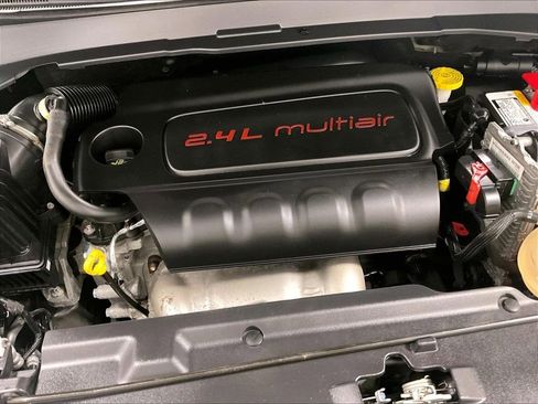 Used 2022 Jeep Compass Trailhawk AWD/4WD image 34