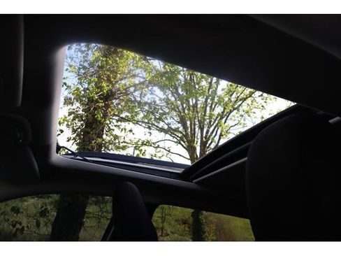 Used 2015 Jeep Cherokee Latitude w/ Comfort/Convenience Group FWD image 14