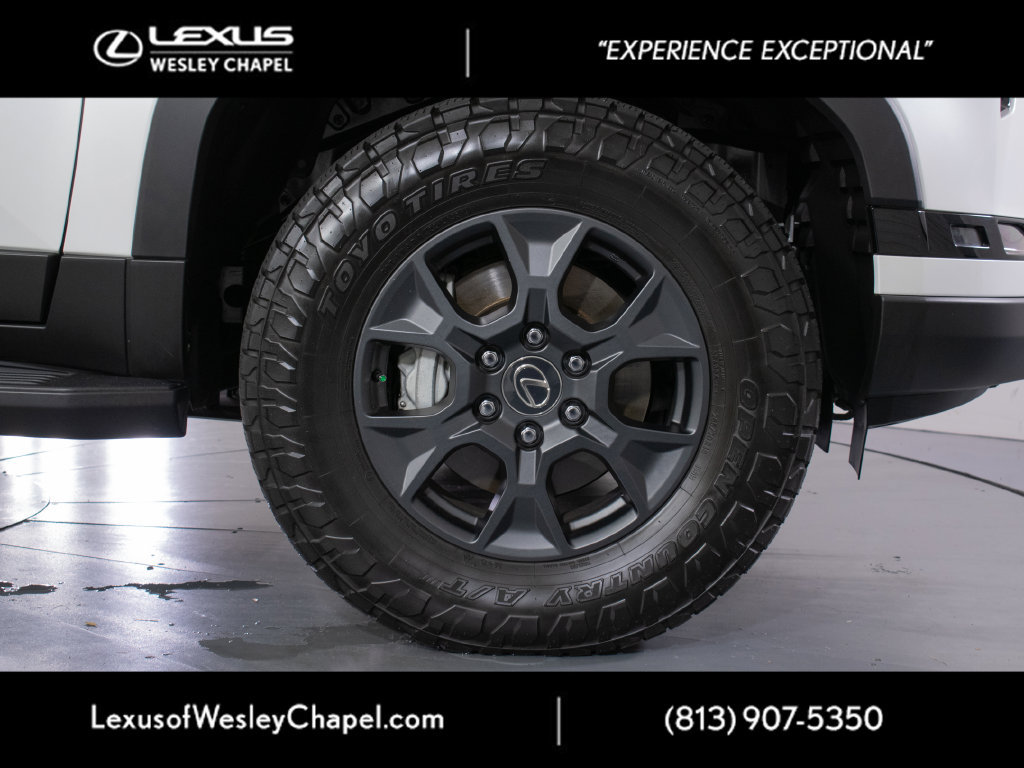 Certified 2024 Lexus GX 550 AWD/4WD image 3
