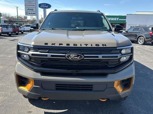 New 2026 Ford Expedition Tremor image 3