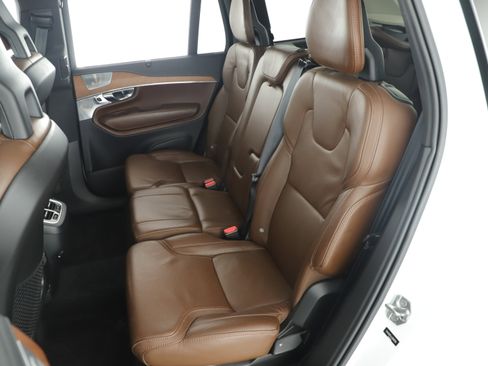 Used 2018 Volvo XC90 T6 Inscription w/ Convenience Package image 19