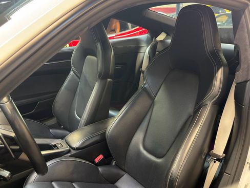 Used 2020 Porsche 911 Carrera 4S AWD/4WD image 17