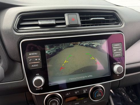Used 2025 Nissan Leaf S FWD image 23