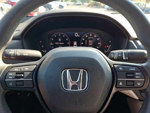 Certified 2025 Honda Accord LX image 18