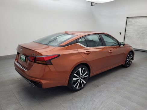Used 2021 Nissan Altima 2.5 SR w/ SR Premium Package FWD image 9