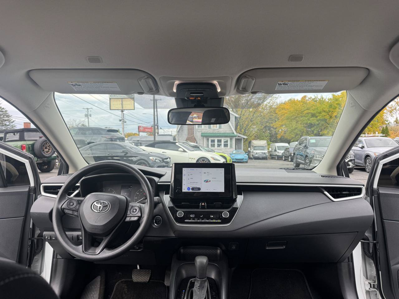 Used 2023 Toyota Corolla LE w/ LE Convenience Package FWD image 23