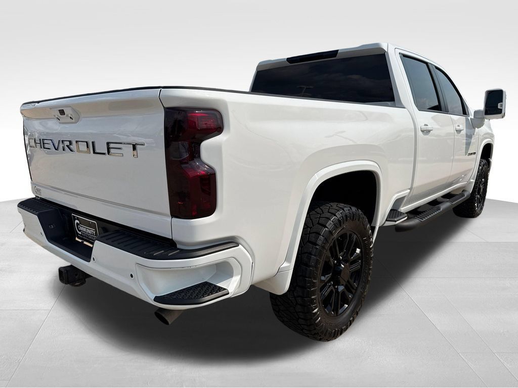 Used 2024 Chevrolet Silverado 2500 Custom w/ Custom Value Package AWD/4WD image 6