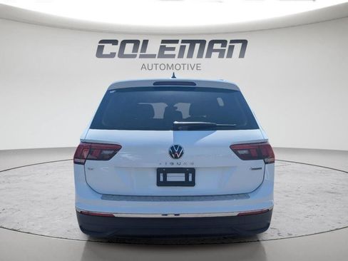 Used 2022 Volkswagen Tiguan SE AWD/4WD image 5