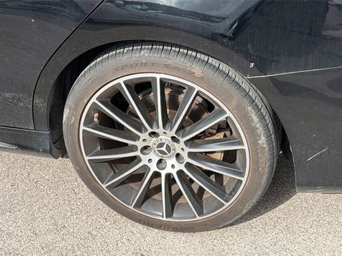 Used 2018 Mercedes-Benz C 300 Sedan image 9