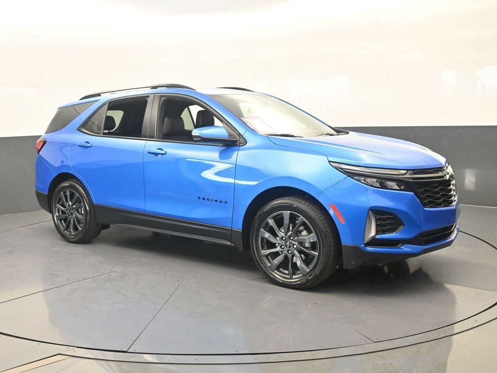 Used 2024 Chevrolet Equinox RS w/ RS Leather Package FWD image 8
