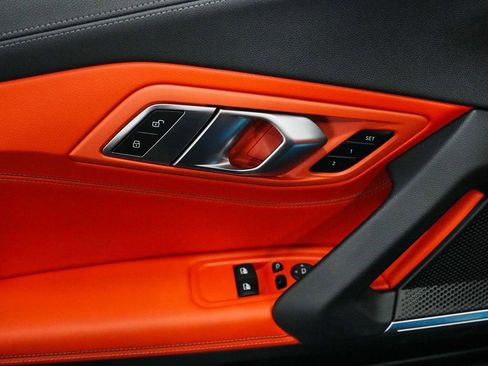 Used 2024 BMW Z4 M40i w/ Premium Package image 19