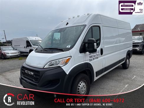 Used 2025 RAM ProMaster 2500 w/ Convenience Group FWD image 3