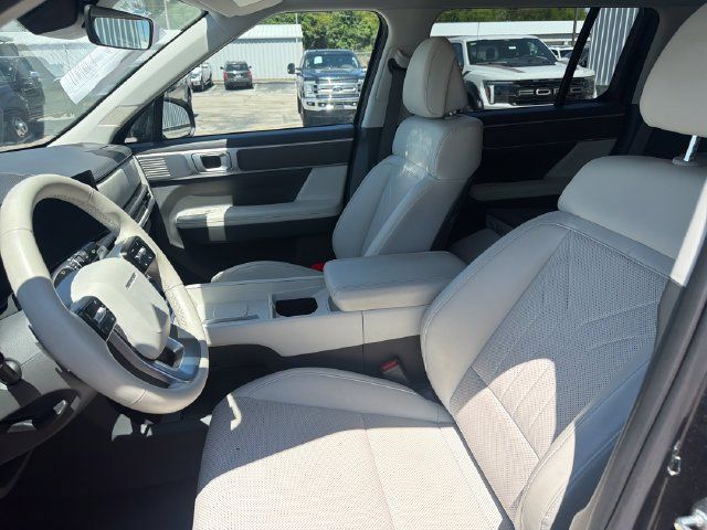 Used 2025 Hyundai Santa Fe SEL AWD/4WD image 11