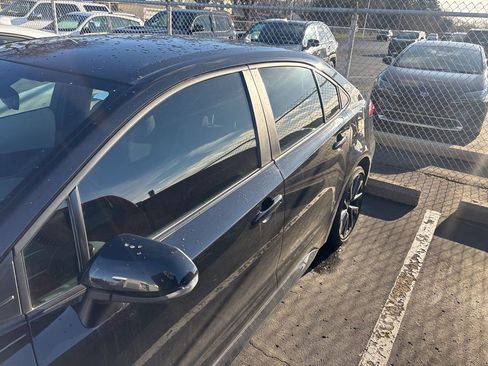 Used 2024 Toyota Corolla SE image 5