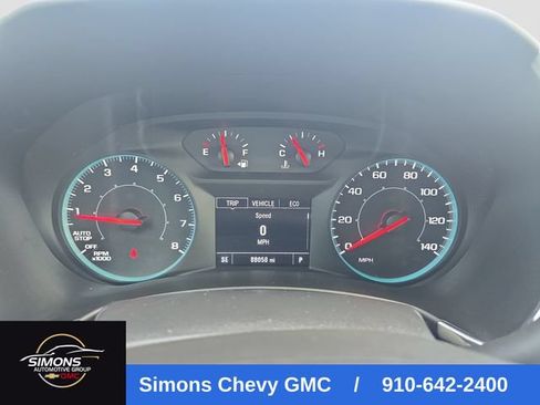 Used 2023 Chevrolet Equinox LS AWD/4WD image 11