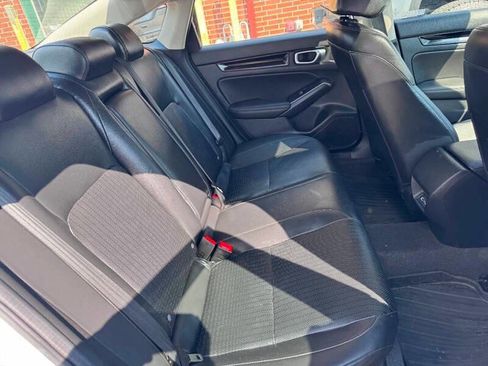 Used 2024 Honda Civic Touring image 16