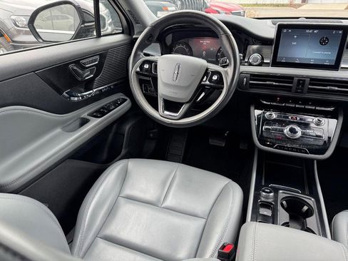 Certified 2021 Lincoln Corsair FWD image 11