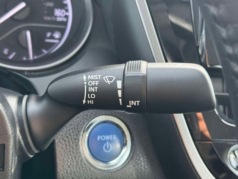 Certified 2022 Toyota Camry SE w/ Convenience Package image 21