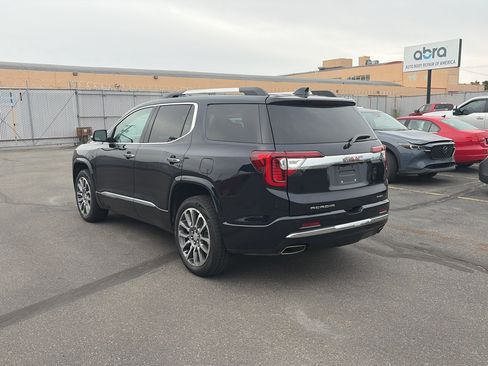 Used 2021 GMC Acadia Denali w/ Denali Ultimate Package AWD/4WD image 5