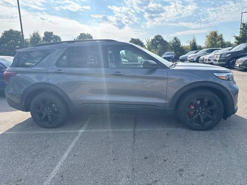 Used 2022 Ford Explorer ST w/ Equipment Group 401A AWD/4WD image 4