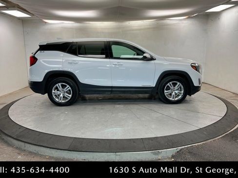 Used 2020 GMC Terrain SLE image 6