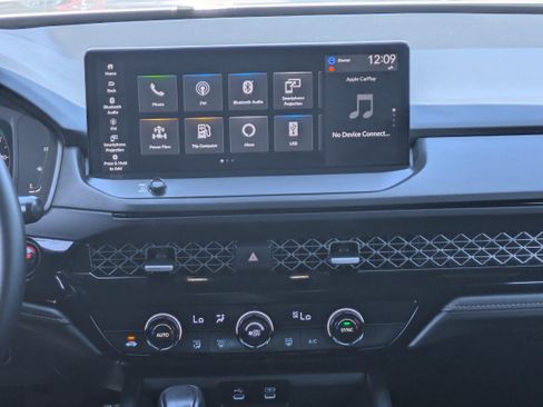 Used 2023 Honda Accord Sport image 17