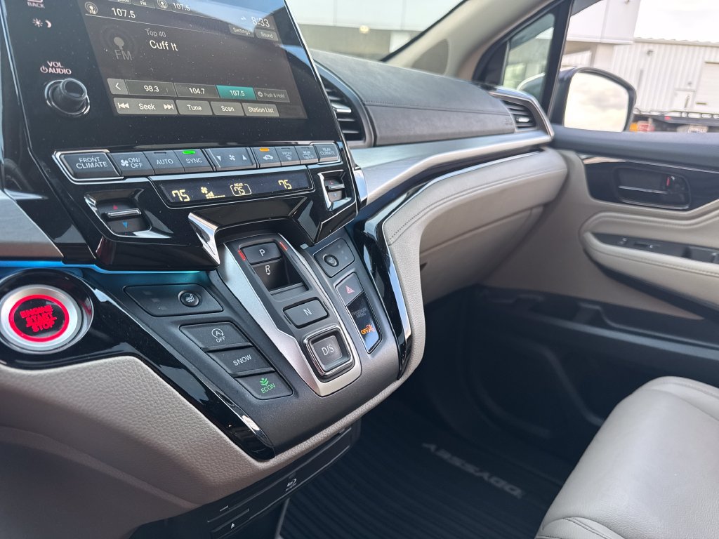 Used 2023 Honda Odyssey Touring image 23
