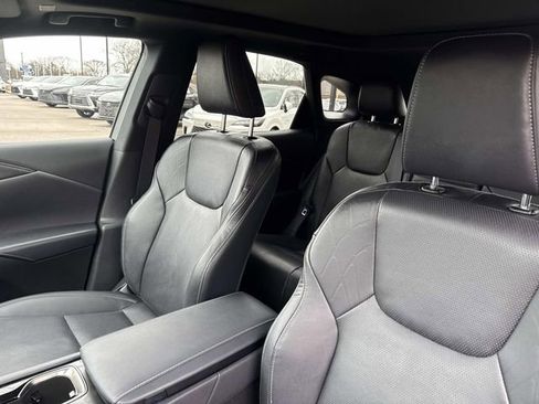 Certified 2023 Lexus RX 350 w/ Cold Area Package image 33