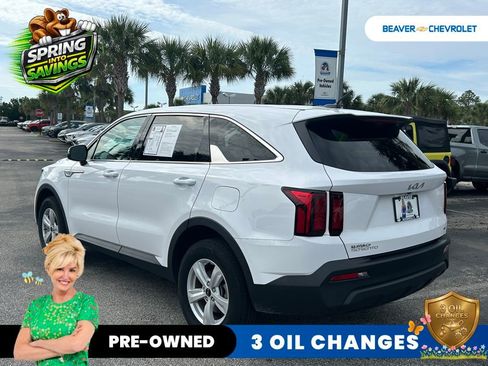 Used 2023 Kia Sorento LX AWD/4WD image 5