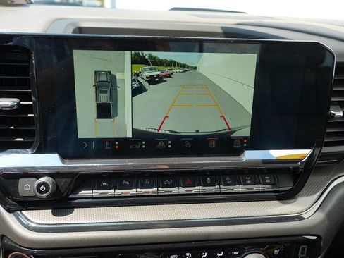 Certified 2025 Chevrolet Silverado 1500 ZR2 w/ Technology Package AWD/4WD image 41