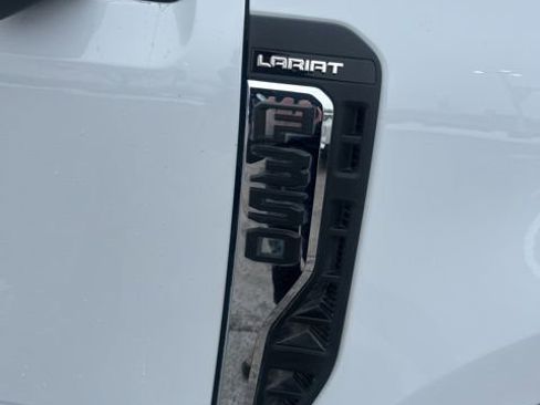 Used 2024 Ford F350 Lariat w/ Lariat Ultimate Package image 6