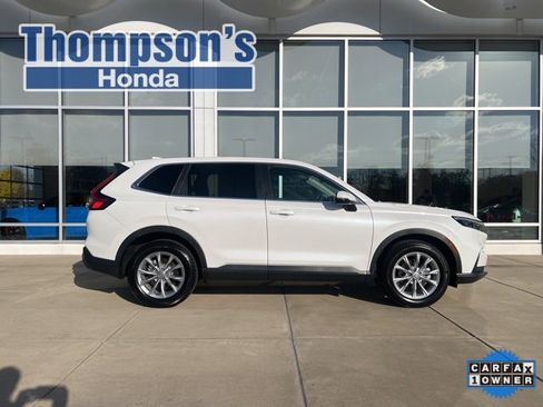 Used 2025 Honda CR-V EX image 2