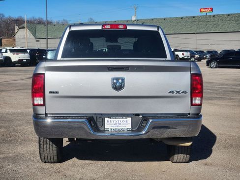 Used 2022 RAM 1500 Classic SLT image 6