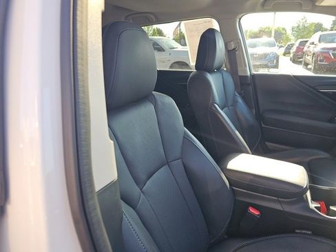 Used 2023 Subaru Outback Limited image 28