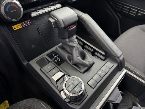 Certified 2025 Toyota 4Runner TRD Off-Road AWD/4WD image 16