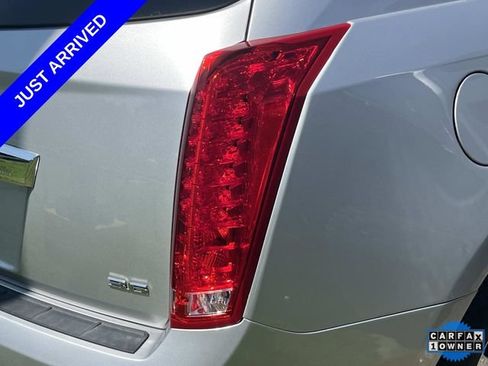 Used 2016 Cadillac SRX Luxury AWD/4WD image 8