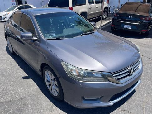 Used 2013 Honda Accord EX image 9