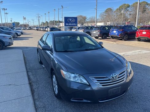 Used 2009 Toyota Camry Hybrid image 2